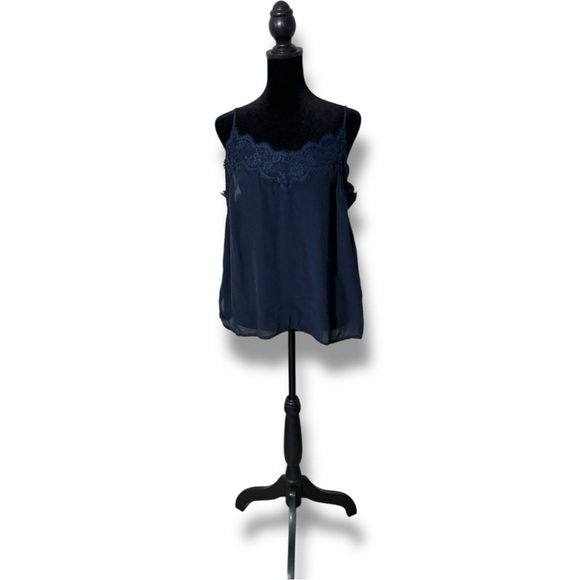 Abercrombie & Fitch Lightweight Relaxed Fit Black Lace Tank Top Camisole - Picture 8 of 16